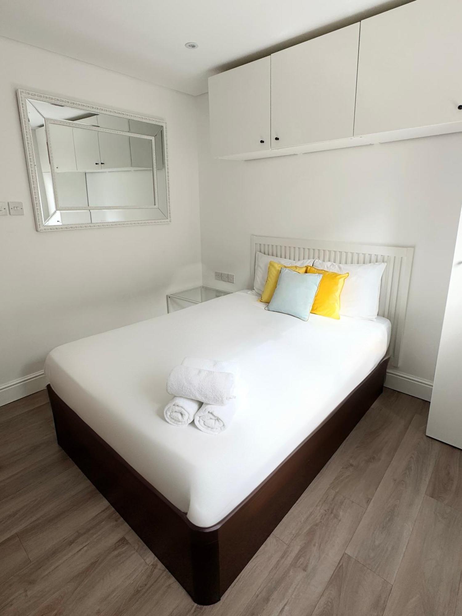 Stylish City Centre Studio - Grand Central House Gibraltár Kültér fotó